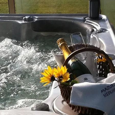 Mazurskie Siedlisko 3* Kruklin